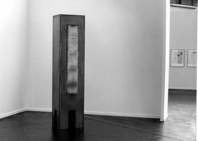 Kleiner Schrank, 1989, Stahl, DuMont Kunsthalle